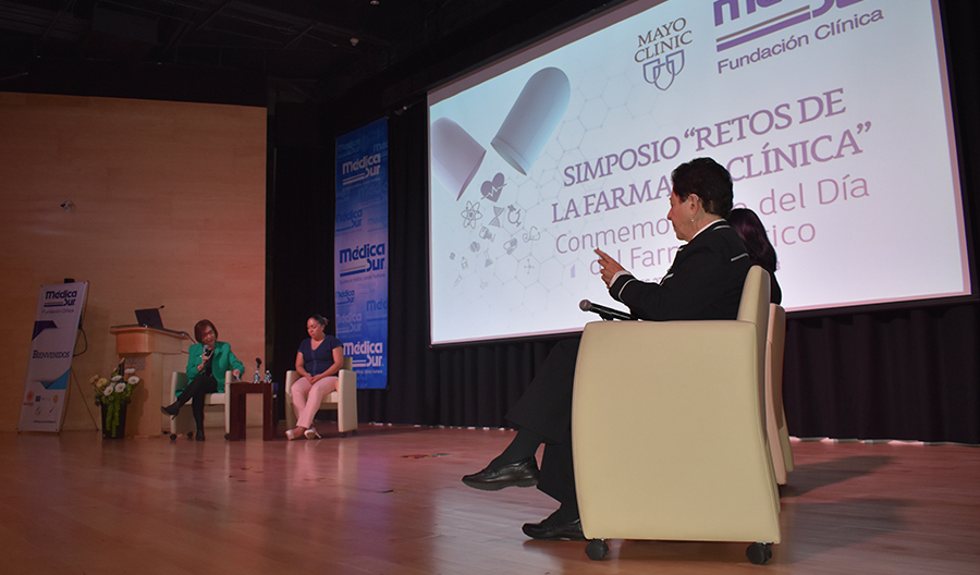 Simposio retos de la farmacia clínica